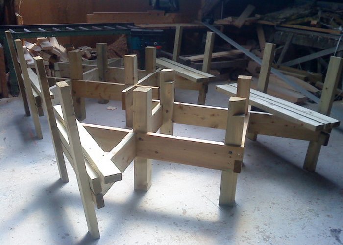 Eléments bois construction de tables